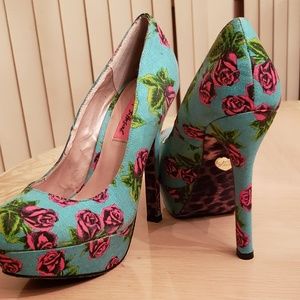 Betsey Johnson floral pumps